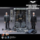 1:6 Batman : The Dark Knight - Batman Armoury with Bruce Wayne & Alfred Set MMS236 Hot Toys (LAST CHANCE)